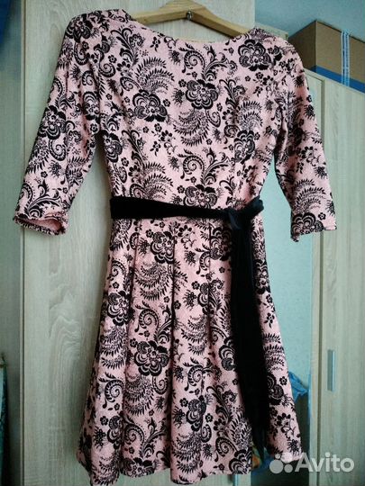 Нарядное платье