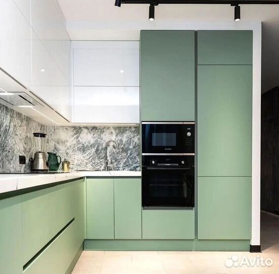 Кухонный гарнитур 