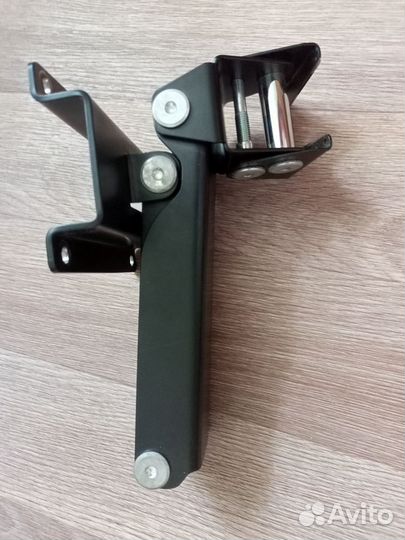 Кронштейн для телевизора поворотный