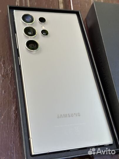 Samsung Galaxy S24 Ultra, 12/256 ГБ