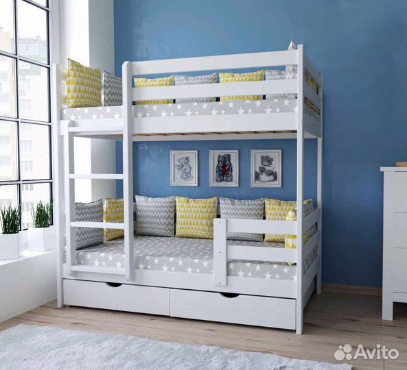 Двухъярусная кровать