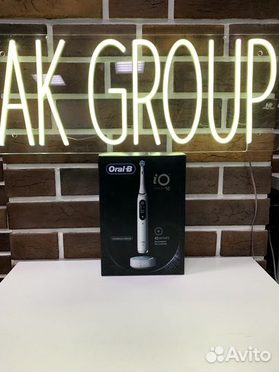 Зубная щетка Oral-B iO 10. Новая. Оригинал