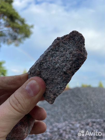 Щебень гранитный Красный Серый