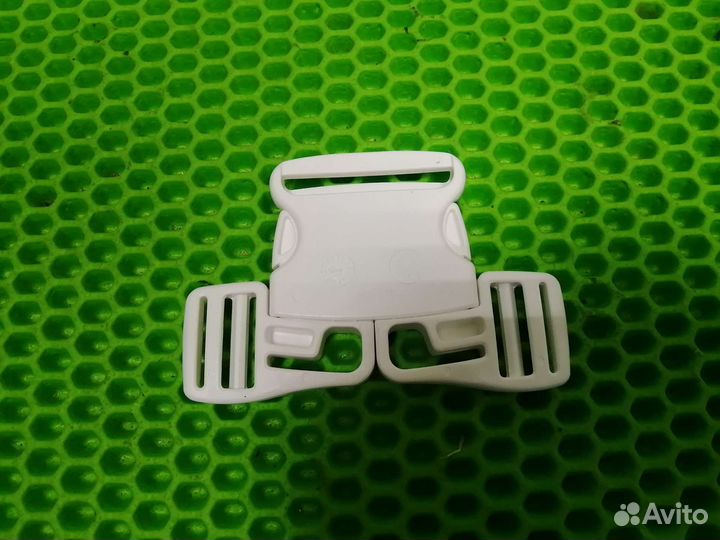 Фастекс для пятиточечных ремней коляски (белый)