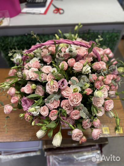 Роза корзина