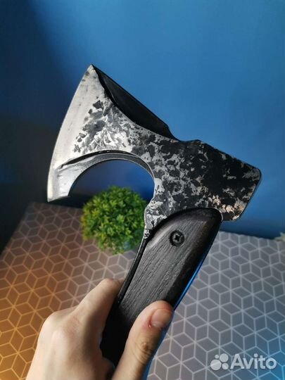 Топор туристический