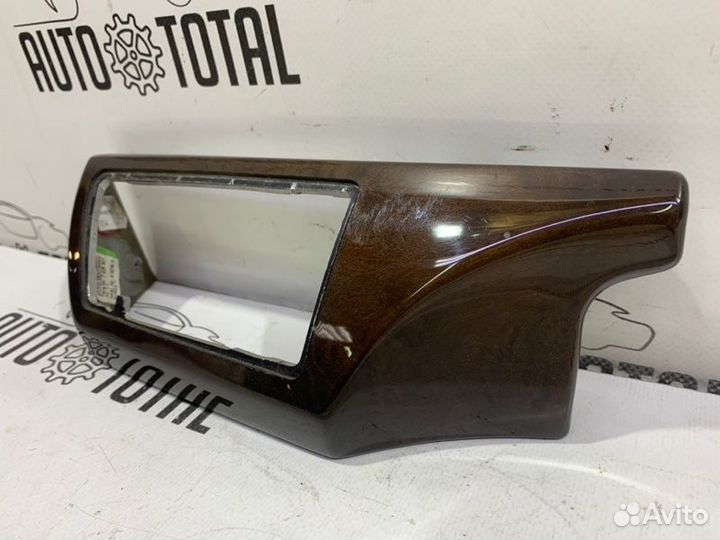 Накладка торпедо левая Bmw 745 E65 N62B44 2004