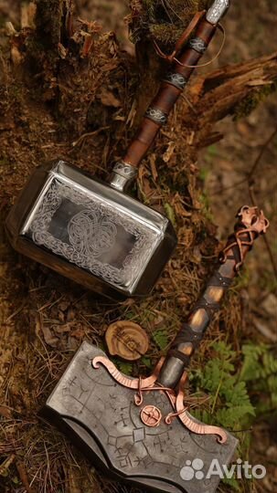 Молот Мьельнир Тора