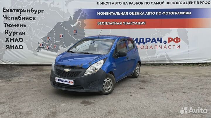 Кулак поворотный передний правый Chevrolet Spark