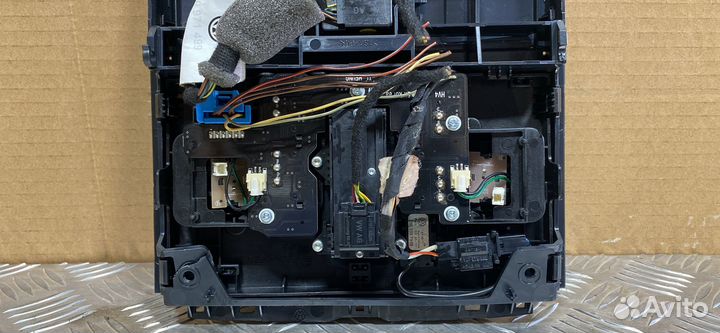 Фонарь салона (плафон) Volkswagen Tiguan 2 2018