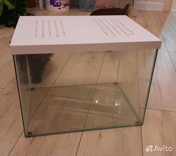 Аквариум с крышкой