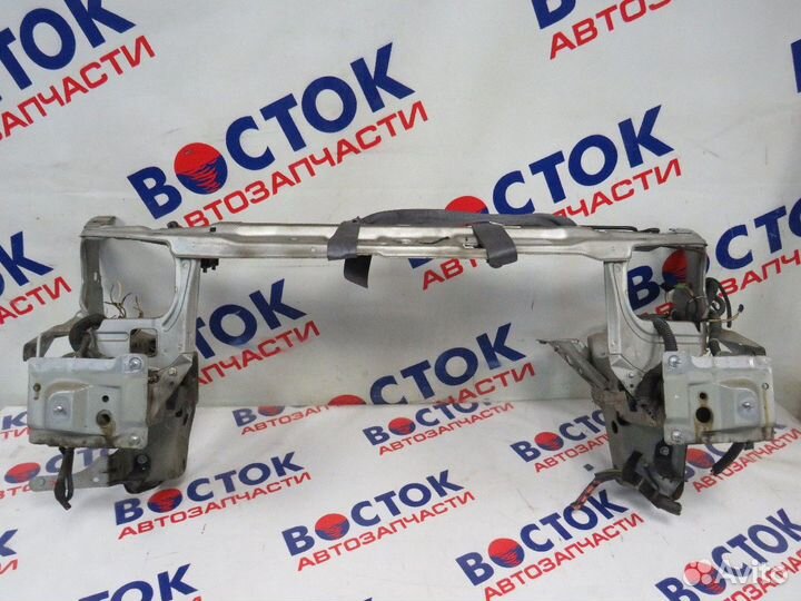 Рамка радиатора subaru traviq XM220