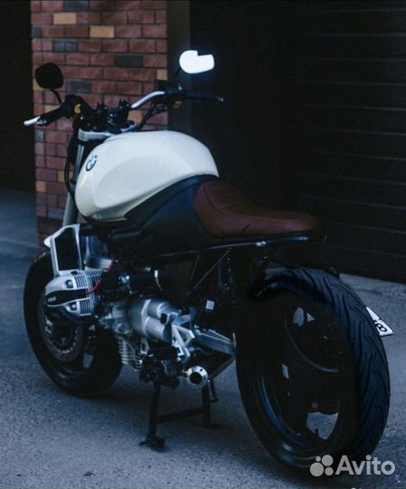 Bmw r1100 cafe racer