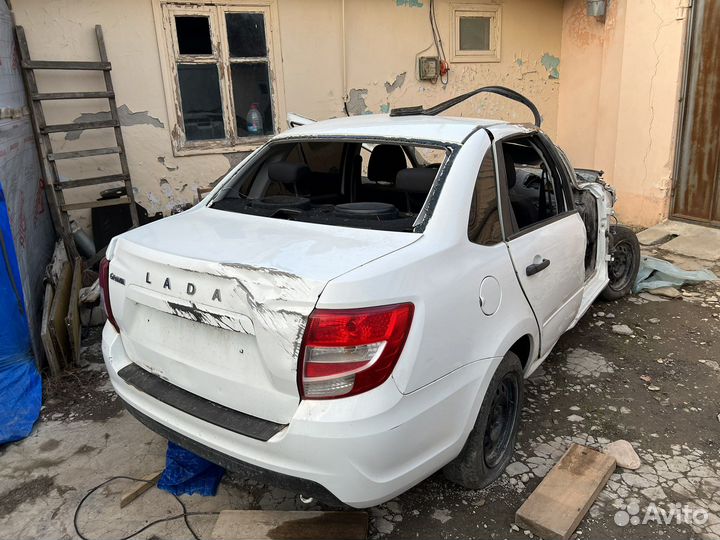 Гранта фл Разбор Granta FL 2019 г. авторазбор