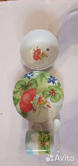 Набор детской посуды