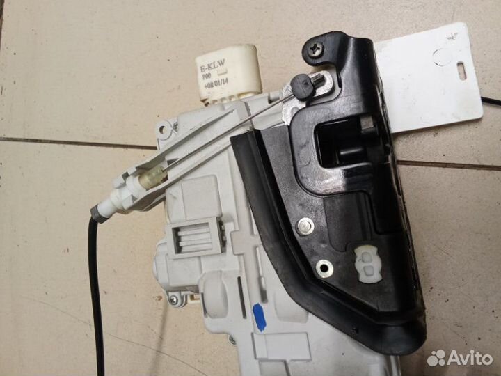 Замок двери задний левый Audi A6 C7 CDN 2.0 tfsi