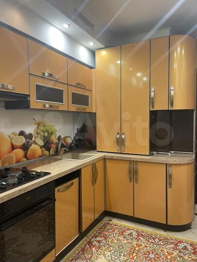 2-к. квартира, 70 м², 5/10 эт.