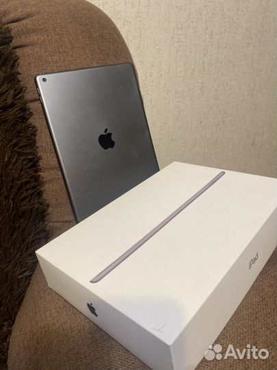 Планшет apple iPad 8
