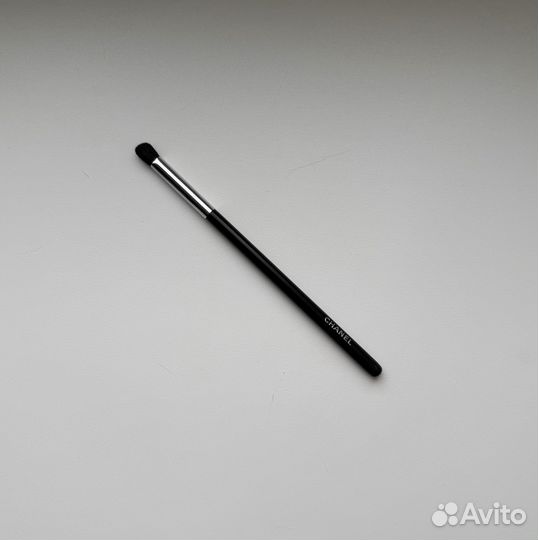 Chanel кисть для теней eyeshadow blender 19