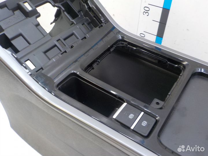 Б/У Б/У Подлокотник Chery Tiggo 4 Pro 2020