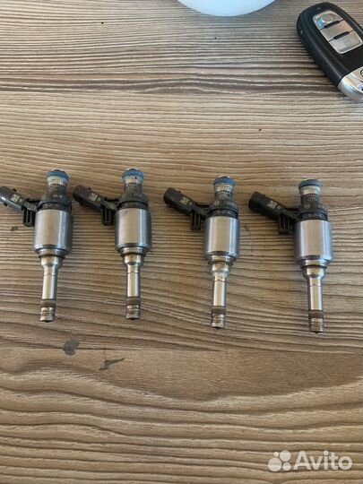 Топливные форсунки Audi 0261500076