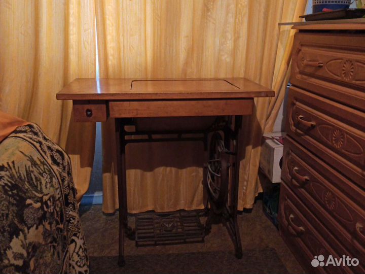 Швейная машинка