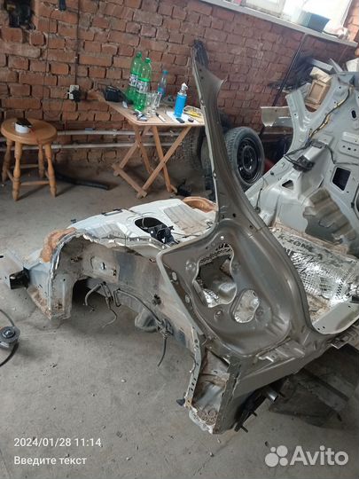 Заднее правое крыло, задняя панель, KIA Seed 2006