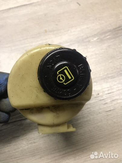 Рено логан бачок гидроусилителя