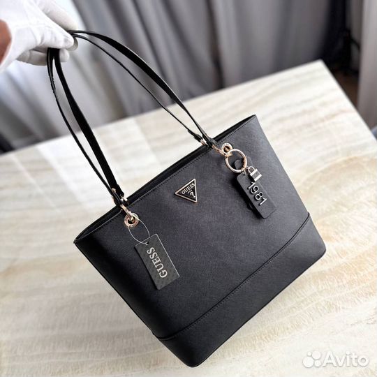 Сумка Guess черная