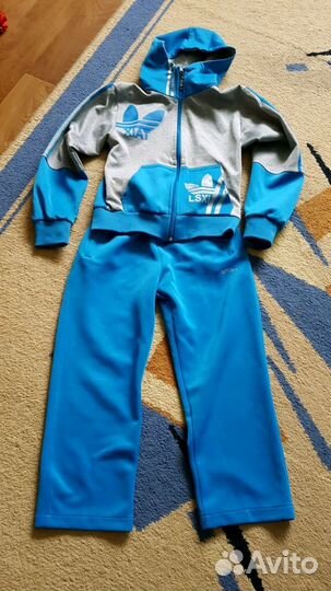 Спортивный костюм