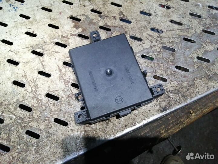 Блок управления дверью Mercedes ML W164 GL X164