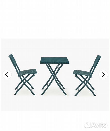 Стол и стулья для пикника