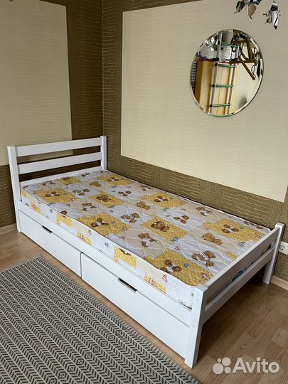 Кровать детская подростковая из массива от 5 лет