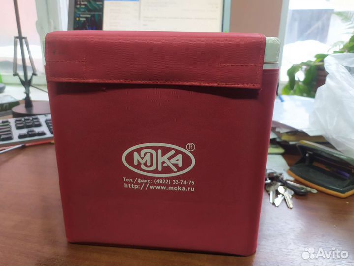 Термоконтейнер с хладоэлементами и штативом