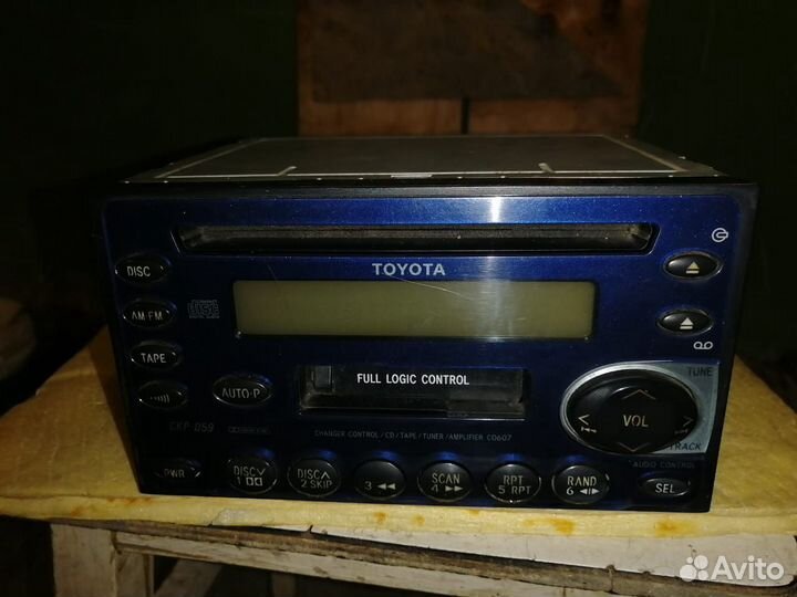 Магнитола штатная