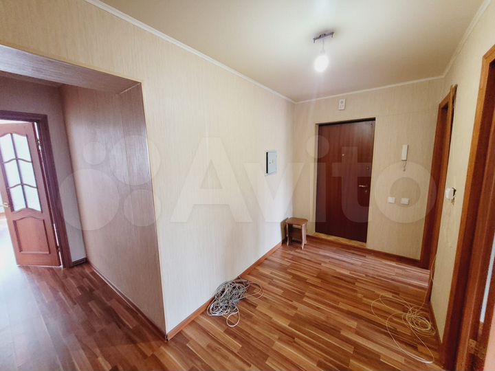 2-к. квартира, 64 м², 6/10 эт.