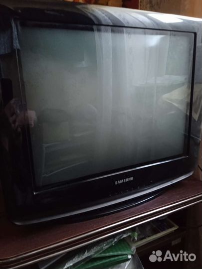 Телевизор samsung