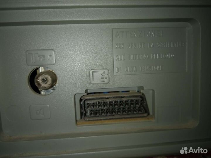 Маленький телевизор Thomson б/у, ч/б, с д/у, в отл