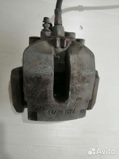 Суппорт задний левый bmw x5 e70 x6 e71