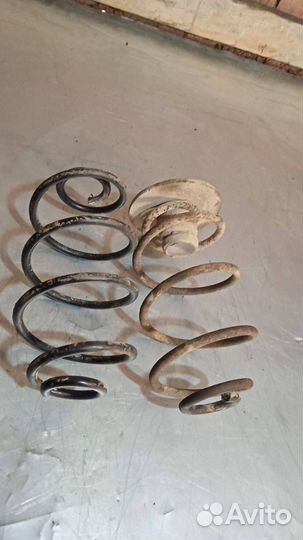 Пружина задняя Opel Astra G 2001