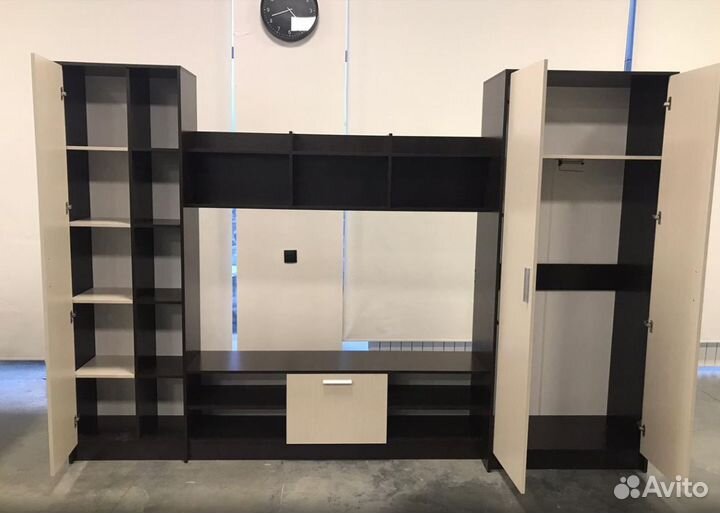 Стенка в гостиную