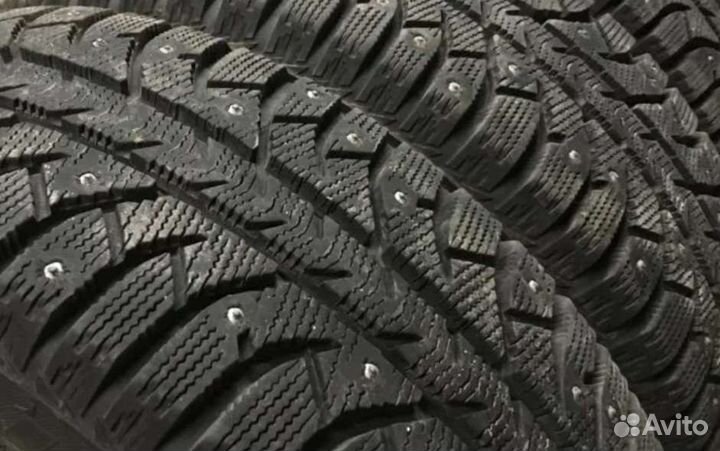 Bridgestone Ice Cruiser 7000 205/65 R16