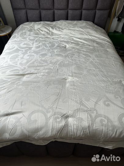 Шелковое одеяло Bulgari