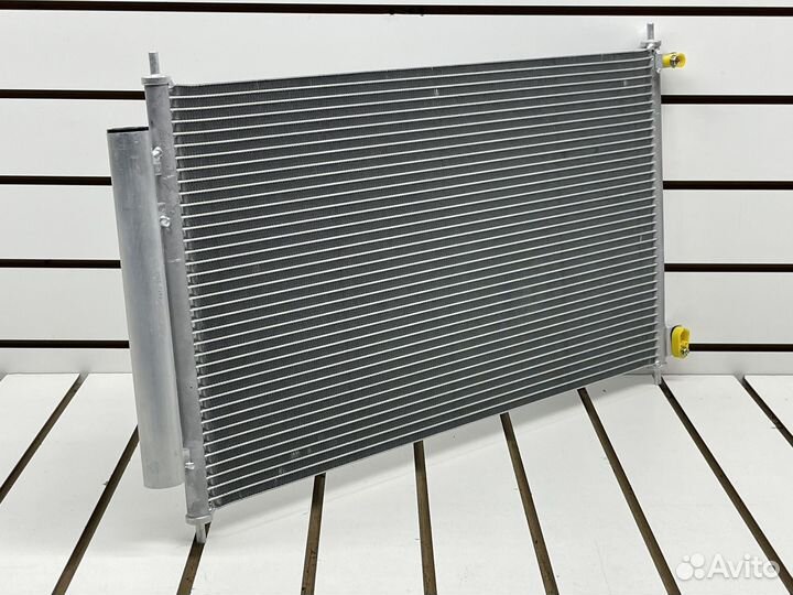 Радиатор кондиционера Honda Civic 9