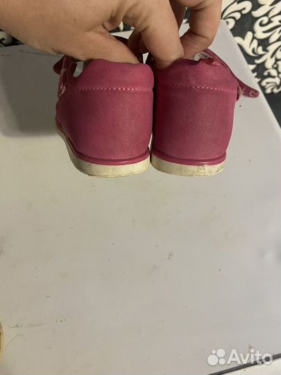 Босоножки для девочки