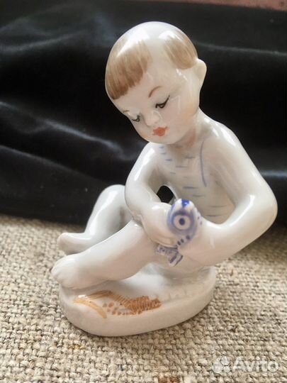 Статуэтки лфз «Счастливое детство»