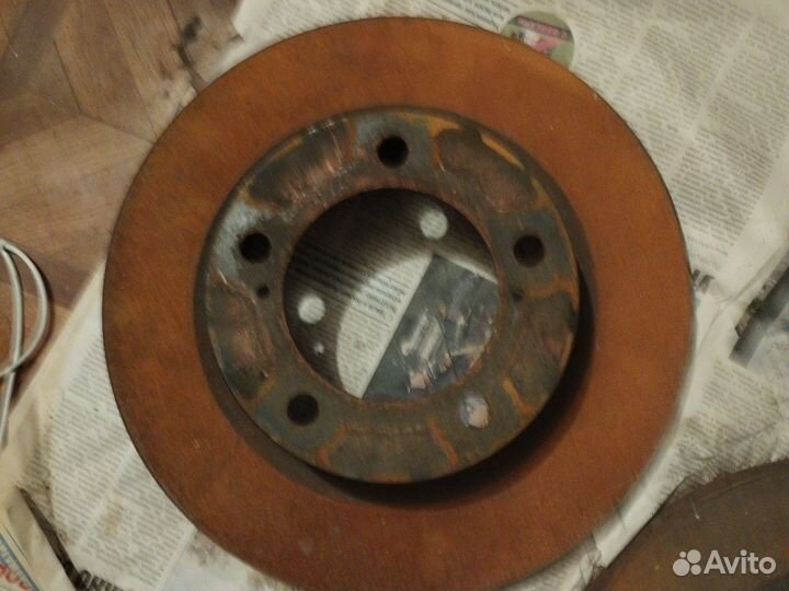 Передние тормозные диски на 570 Лексус