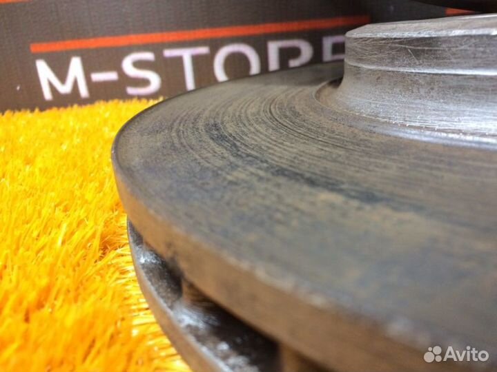 Диск тормозной передний Audi Q5 8R cdnc 2010