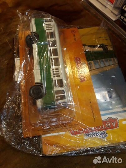 Модель автобуса 1:43 Зис - 158