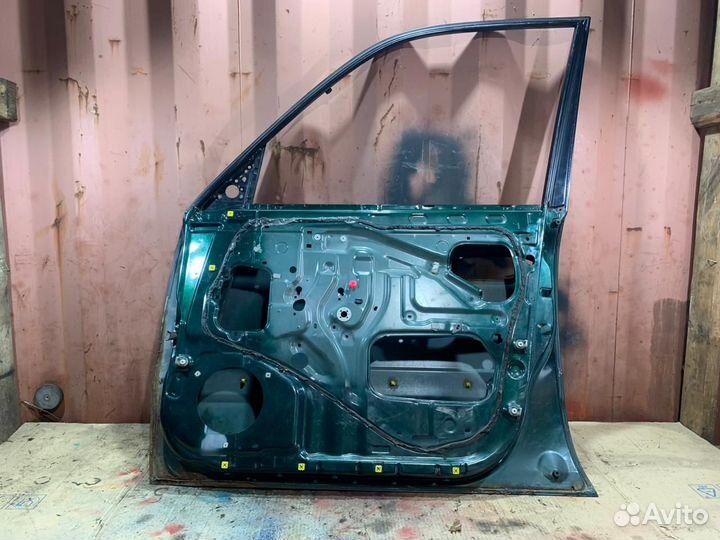 Дверь передняя правая Toyota land cruiser 100 01г